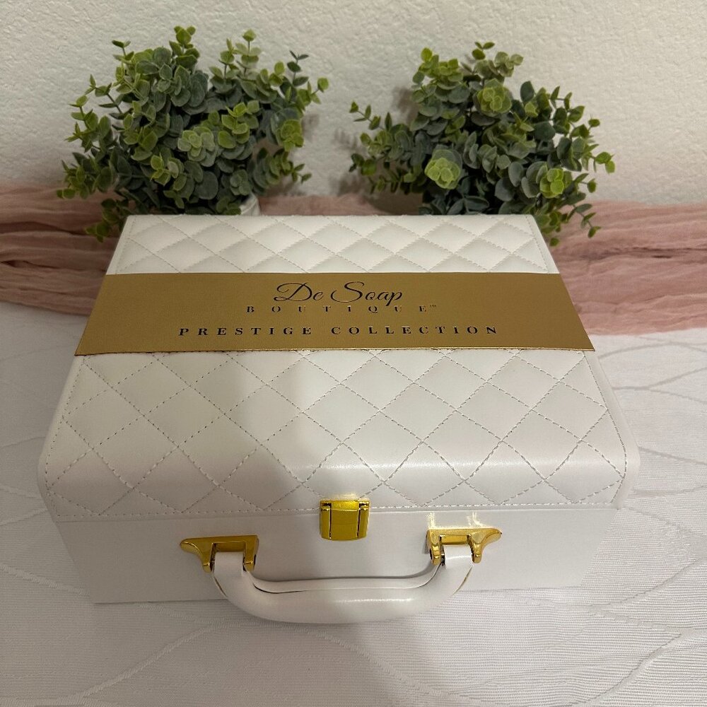 De Soap Boutique Quilted Collection - Hyaluronic